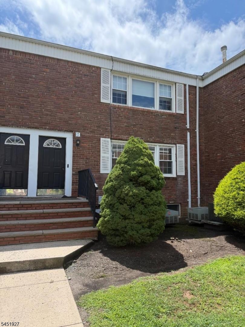 17 Dartmouth Avenue Bridgewater NJ 08807