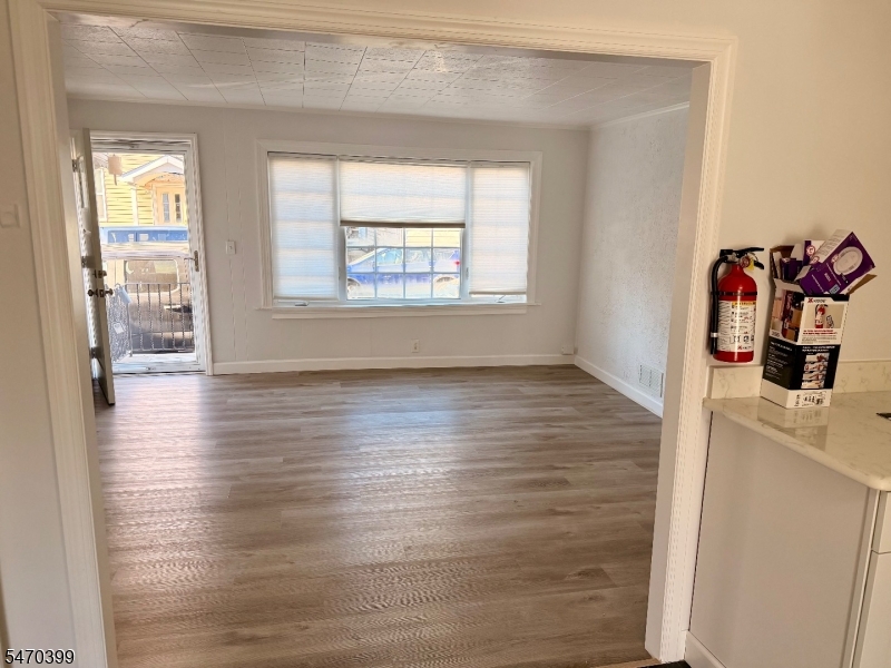 63 Garrison Street Newark NJ 07105
