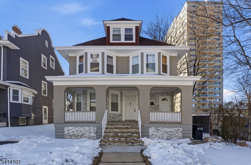 15 E Highland Avenue East Orange NJ 07018