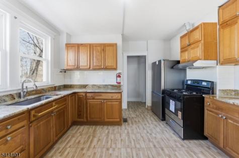 15 E Highland Avenue East Orange NJ 07018