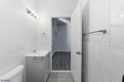 15 E Highland Avenue East Orange NJ 07018