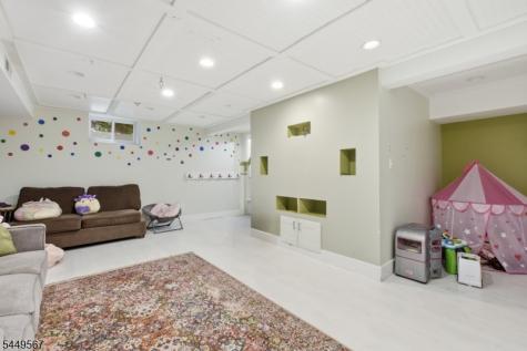 1 Argyle Road Montclair NJ 07043