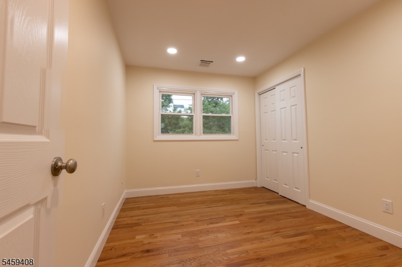 375 Broad Street Carlstadt NJ 07072