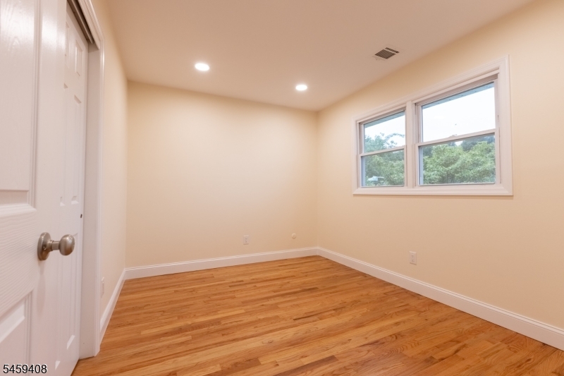 375 Broad Street Carlstadt NJ 07072