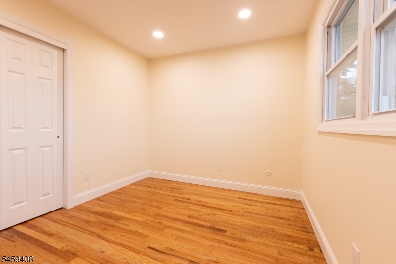 375 Broad Street Carlstadt NJ 07072