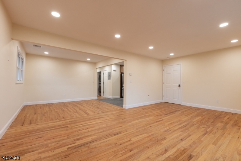 375 Broad Street Carlstadt NJ 07072