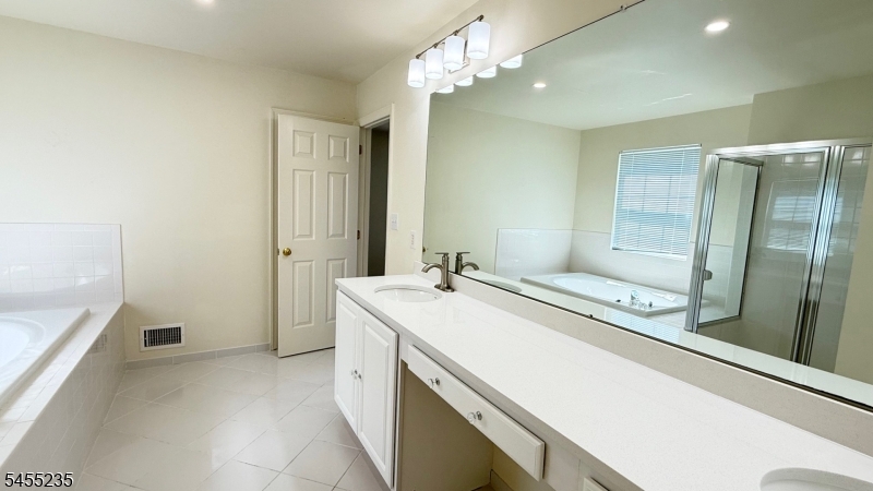 6 Joanne Court Bridgewater NJ 08807