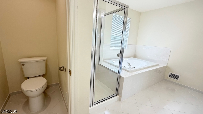 6 Joanne Court Bridgewater NJ 08807