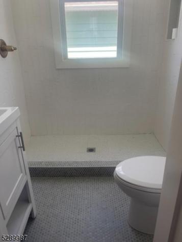 8 Swaine Place West Orange NJ 07052
