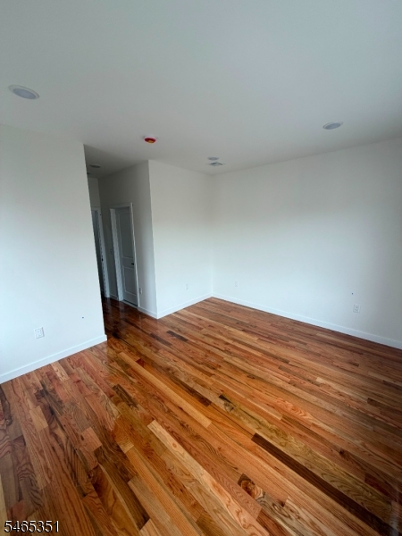 28 Parkhurst Street Newark NJ 07114