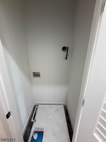 28 Parkhurst Street Newark NJ 07114