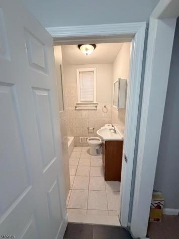 260 Amherst Street East Orange NJ 07018