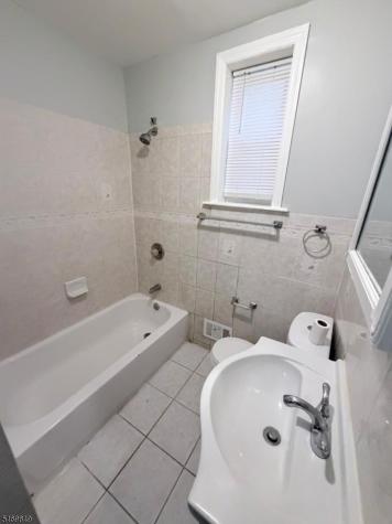 260 Amherst Street East Orange NJ 07018