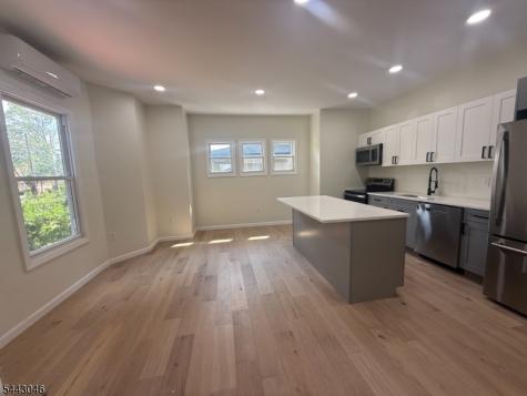 82 Grove St Unit 1 Montclair NJ 07042