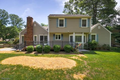 18 Strawberry Lane Morris NJ 07960