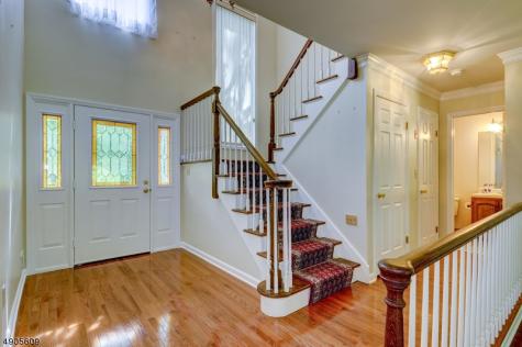 18 Strawberry Lane Morris NJ 07960