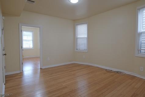 84 Scheerer Avenue Newark NJ 07112