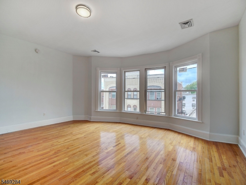 26 Division Street Somerville NJ 08876