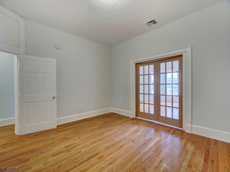 26 Division Street Somerville NJ 08876