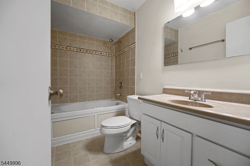 93 Overlook Drive Union NJ 08809