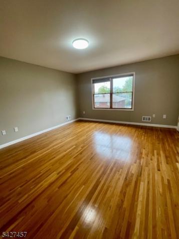 254 Crystal Street North Arlington NJ 07031