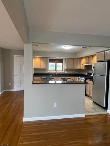 254 Crystal Street North Arlington NJ 07031