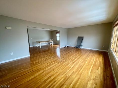 254 Crystal Street North Arlington NJ 07031