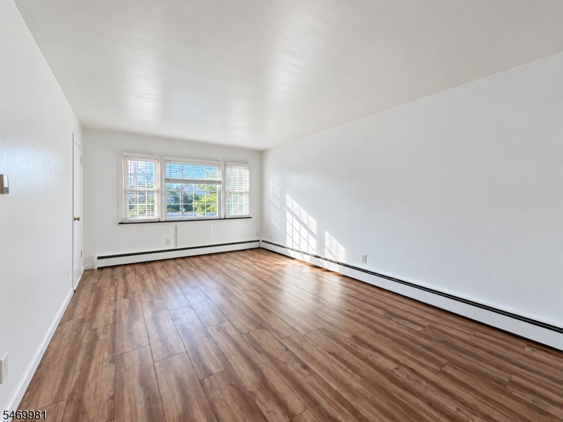 408 Erico Avenue Elizabeth NJ 07202