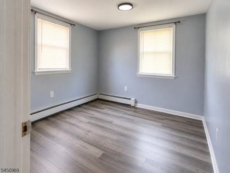 42 Lake Street East Orange NJ 07017