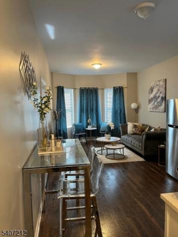 813 S 14th Street Newark NJ 07108