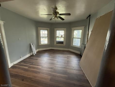 209 Park Avenue East Orange NJ 07017