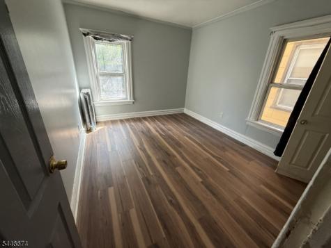 209 Park Avenue East Orange NJ 07017