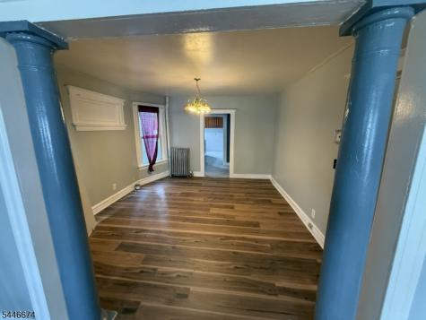 209 Park Avenue East Orange NJ 07017
