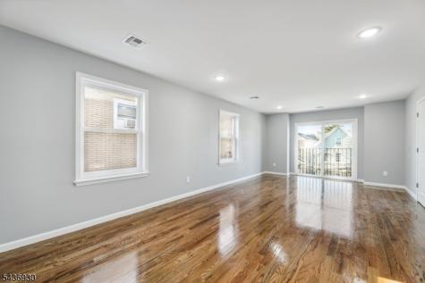 531 Livingston Street Elizabeth NJ 07206