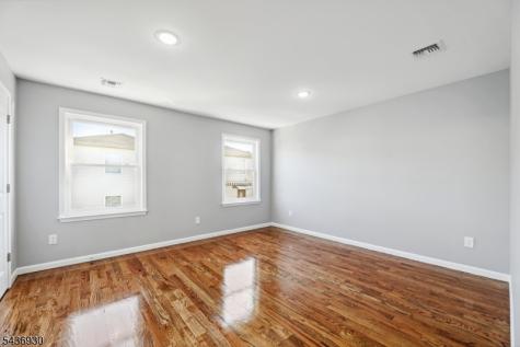 531 Livingston Street Elizabeth NJ 07206