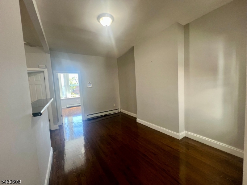 110 Peabody Place Newark NJ 07104