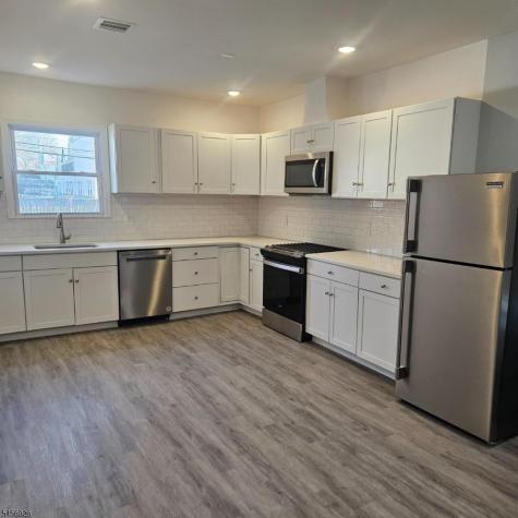 314 N Park Street East Orange NJ 07017