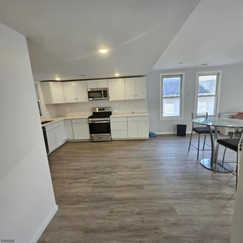 314 N Park Street East Orange NJ 07017