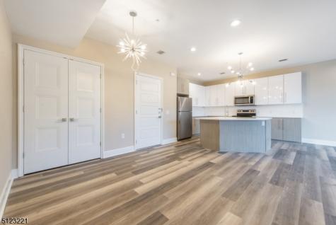 717 Preakness Avenue Totowa NJ 07502