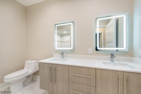 717 Preakness Avenue Totowa NJ 07502