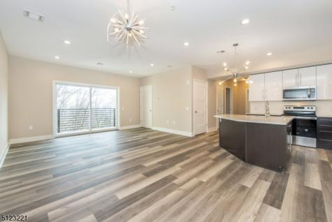 717 Preakness Avenue Totowa NJ 07502