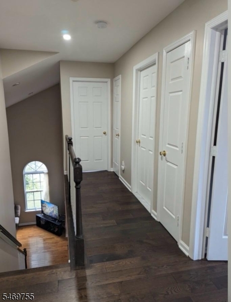 3 Betts Trail Bridgewater NJ 08807