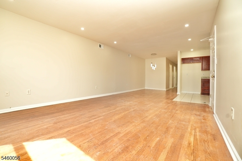 63 Seymour Ave First Floor Newark NJ 07108