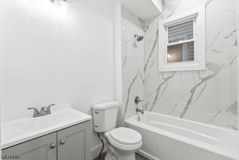855 S 14th Street Newark NJ 07108