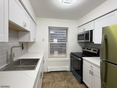 19 Van Rensselear Street Belleville NJ 07109