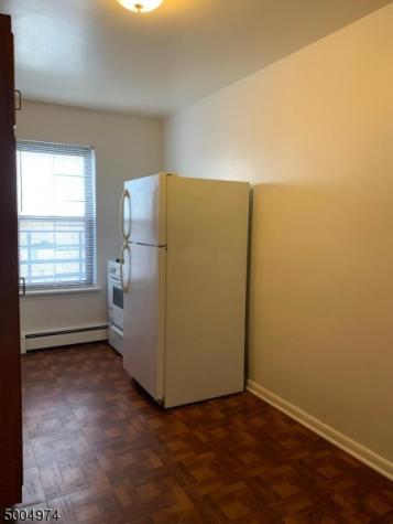 16 Roosevelt Place Montclair NJ 07042