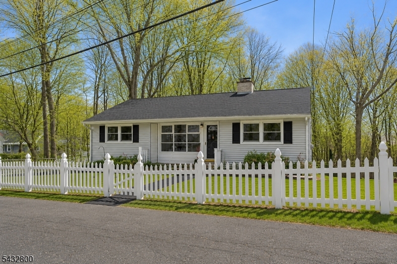 3 Castle Rock Road Jefferson NJ 07849