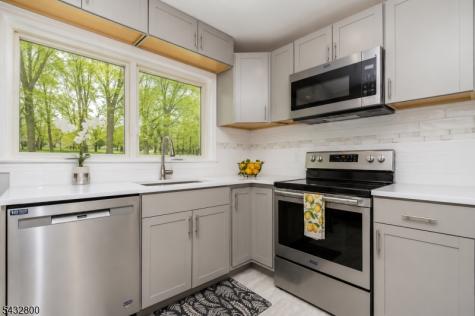 3 Castle Rock Road Jefferson NJ 07849