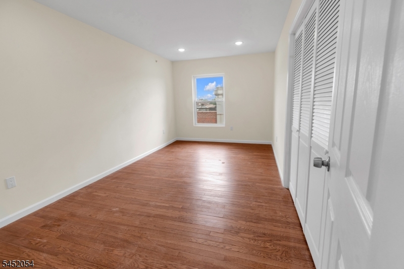 1142 Clinton Avenue Irvington NJ 07111