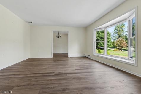 5 Alice Court Blairstown NJ 07825